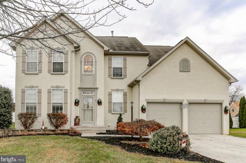 4 Cardamon Dr, Navy Sup Dpt, PA 17050-7990