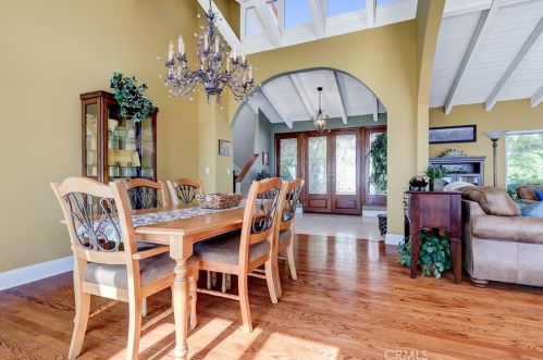 30525 Rhone Dr, Rancho Palos Verdes CA  90275-5742 exterior