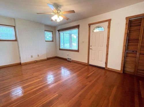 1517 Latrobe St, Latrobe PA 15650-2612 exterior