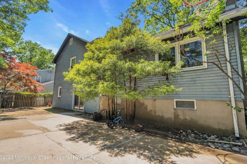 955 Hearthstone Dr, Lakewood NJ  08701-5513 exterior