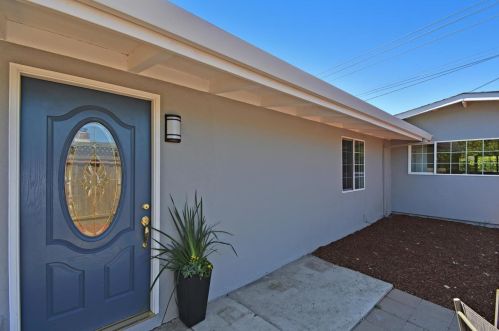 727 Lakebird Dr, Sunnyvale, CA 94089-2531