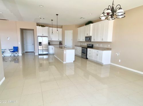 36843 Indian School Rd, Tonopah AZ  85354-8085 exterior