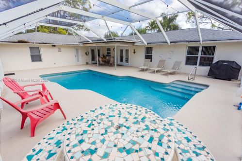 16745 Wiltshire Dr, Town Of Loxahatchee Groves FL  33470-4060 exterior