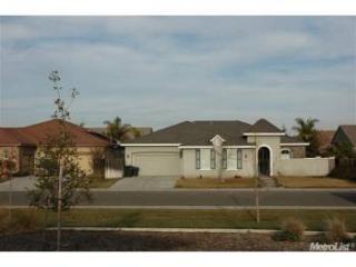 8305 Almadine Dr, Sacramento, CA 95829-8158