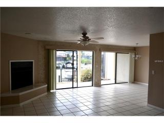 826 Symphony Isles Blvd, Ruskin FL  33572-2744 exterior