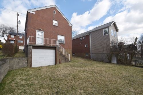 584 Bigelow St, Pittsburgh PA  15207-1272 exterior