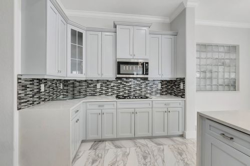 4030 Artesa Dr, Boynton Beach FL  33436-2628 exterior