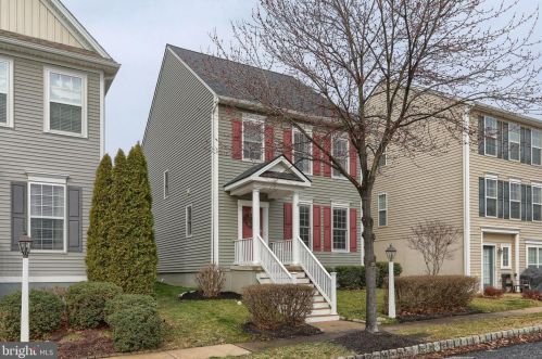 302 Witwer Way, Mount Joy PA  17552-1162 exterior