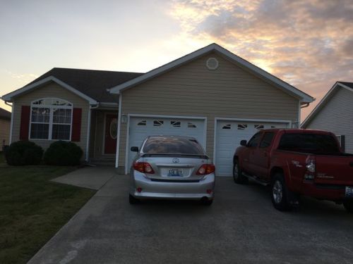 290 Village Dr, Berea, KY 40403-8769