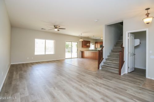 1559 Megan Dr, San Tan Valley, AZ 85140-5712