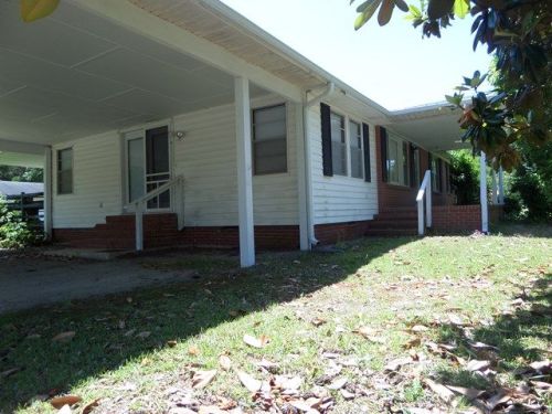 1233 Old Grantham Rd, Goldsboro, NC 27530-8940