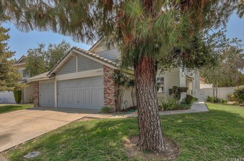19908 Swallow Ct, Santa Clarita, CA 91351-5528