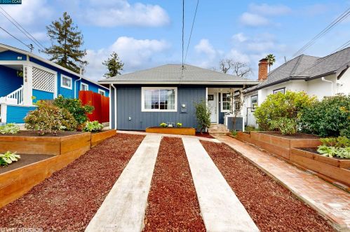 5054 Congress Ave, Oakland CA  94601-5402 exterior