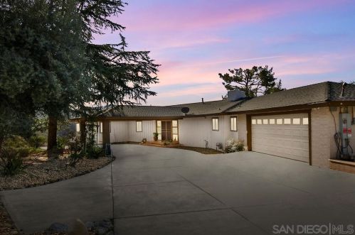 2955 Scenic View Rd, Alpine, CA 91901-2299