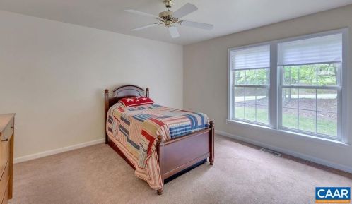 79 Ponderosa Ln, Bybee VA  22963-2405 exterior