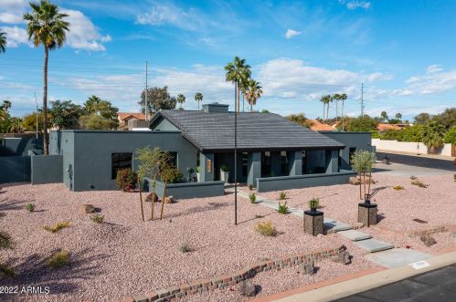 7702 Villa Theresa Dr, Glendale AZ 85308-8092 exterior