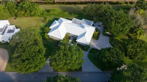 17 Country Rd, Boynton Beach, FL 33436-5609