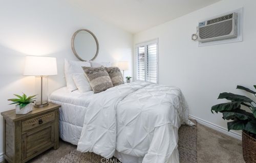 10404 Rutgers Ct, Cypress CA  90630-4229 exterior