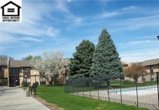 9755 Mockingbird Dr, Omaha NE  68127-2005 exterior