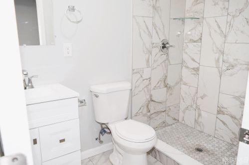 38 Wall St, Metuchen NJ  08840-2858 exterior