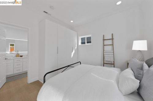 1836 Russell St, Berkeley CA  94703-2154 exterior