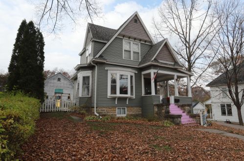 640 Grove St, Ripon, WI 54971-1633