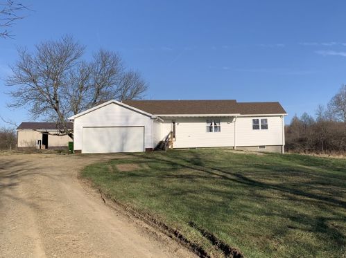 18544 Wright Rd, Centerville, PA 16404-6846