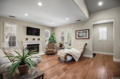 26815 Pine Hollow Ct, Santa Clarita, CA 91381-0615