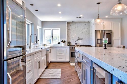 47480 Sandia Creek Dr, Temecula CA  92590-4129 exterior