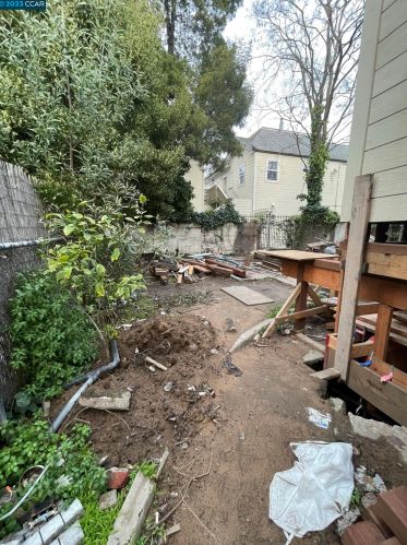 1514 9th St, Oakland CA  94607-1910 exterior