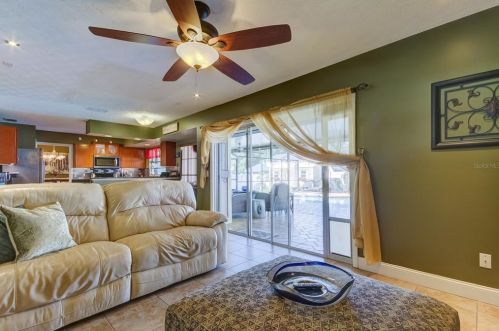 17606 Whistling Ln, Lutz FL  33549-5603 exterior