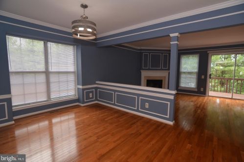 2620 Miranda Ct, Woodbridge VA  22191-5143 exterior