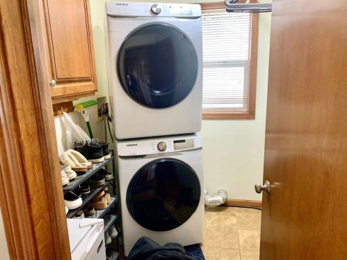 3373 Heaven Dr, Green Bay WI  54311-8906 exterior