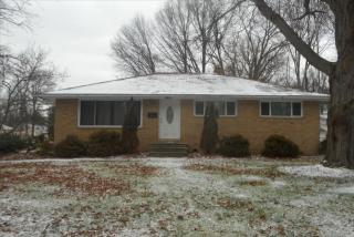 27484 Hollywood Dr, Cleveland, OH 44145-5357
