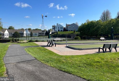 610 Gray Fox Ln, Glen Mills PA  19342-2245 exterior