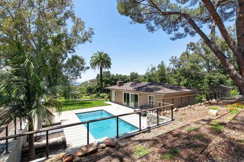 2917 Tavern Rd, Alpine CA  91901-3141 exterior