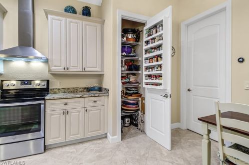 3706 2 St, Cape Coral FL  33991-7622 exterior