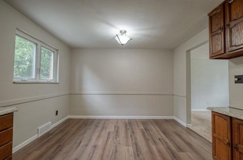 21 Carl Ln, Gibsonia PA  15044-7835 exterior