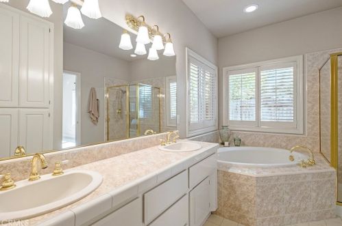 675 Grafton Park Dr, Chico CA  95926-8602 exterior