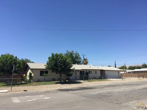 523 Harrison St, Taft, CA 93268-1601