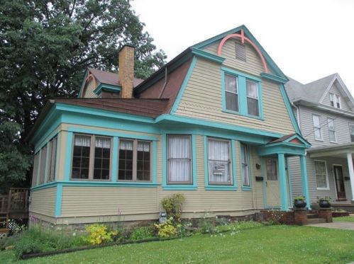 1804 3rd Ave, New Brighton, PA 15066-2306