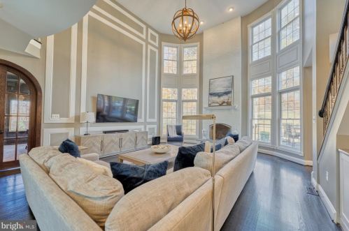 40280 Spectacular Bid Pl, Leesburg VA  20176-7173 exterior