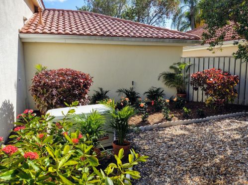316 Eagleton Golf Dr, West Palm Beach, FL 33418-8054