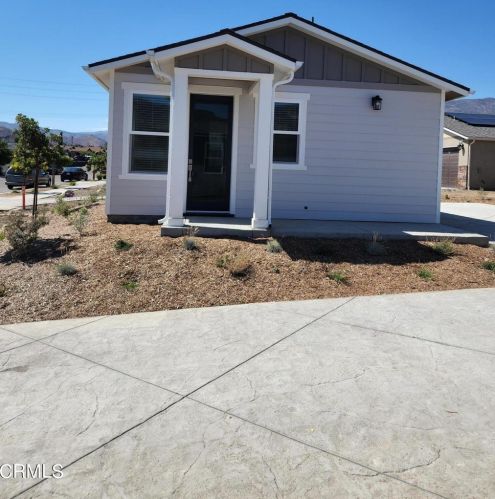 321 Grant Line St, Santa Paula CA  93060-0023 exterior