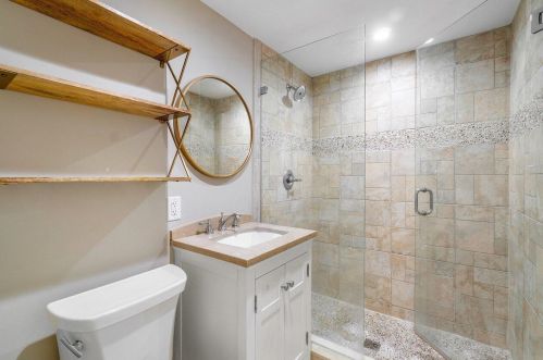 6260 Ocean Blvd, Boynton Beach FL  33435-5212 exterior