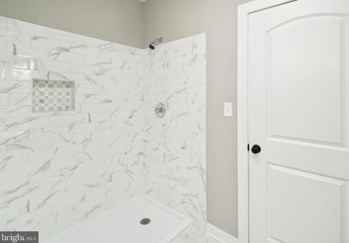 210 Market St, Gloucester NJ  08030-1907 exterior