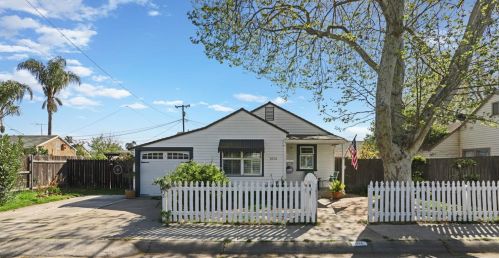1012 Washington St, Lodi, CA 95240-5310
