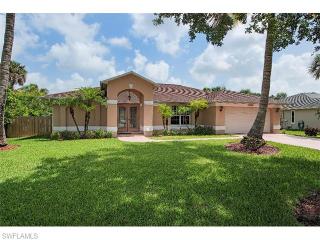 2321 River Reach Dr, Naples, FL 34104-6926