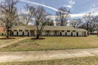 1150 Audubon Dr, Memphis TN  38117-4605 exterior