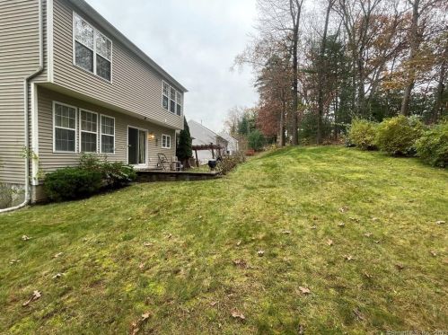 93 Cougar Dr, Manchester CT  06040-6379 exterior